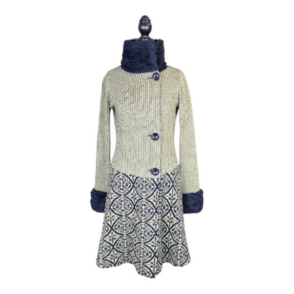 Vintage Betsey Johnson Black & Beige Y2K Faux Fur Trim Knit Sweater Coat Size M - Picture 3 of 12